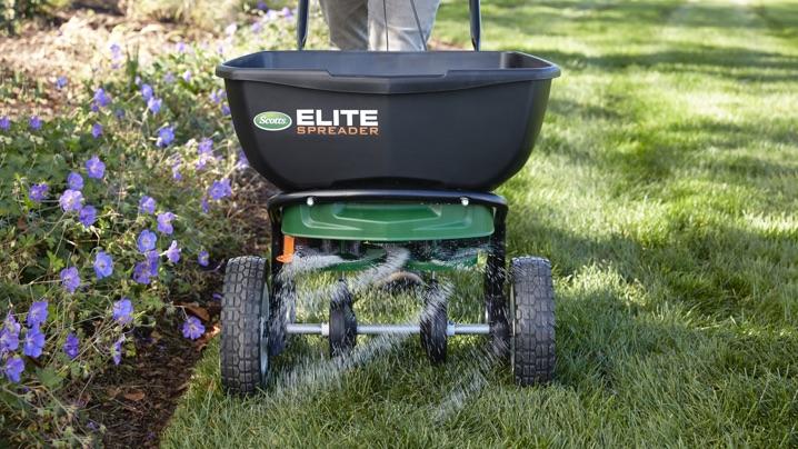 Things to consider when buying broadcast spreaders